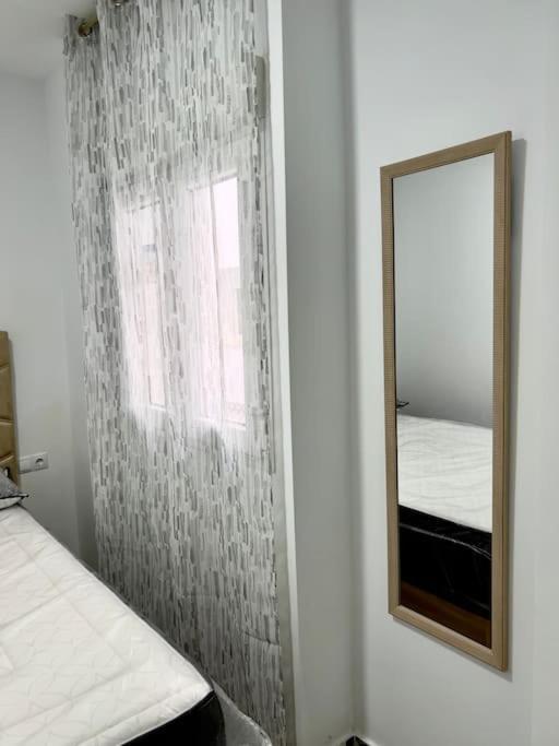 La Línea de la Concepción Rockside Residences Suites La Linea N1 מראה חיצוני תמונה