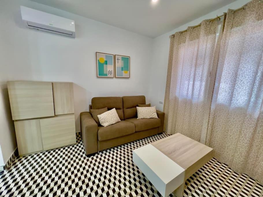 La Línea de la Concepción Rockside Residences Suites La Linea N1 מראה חיצוני תמונה